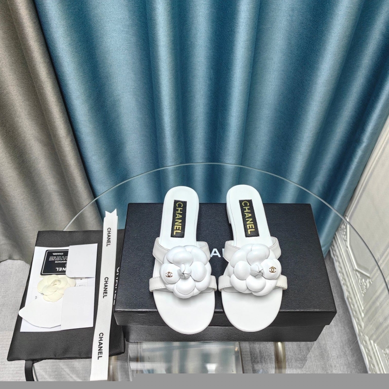 Ch*el slippers